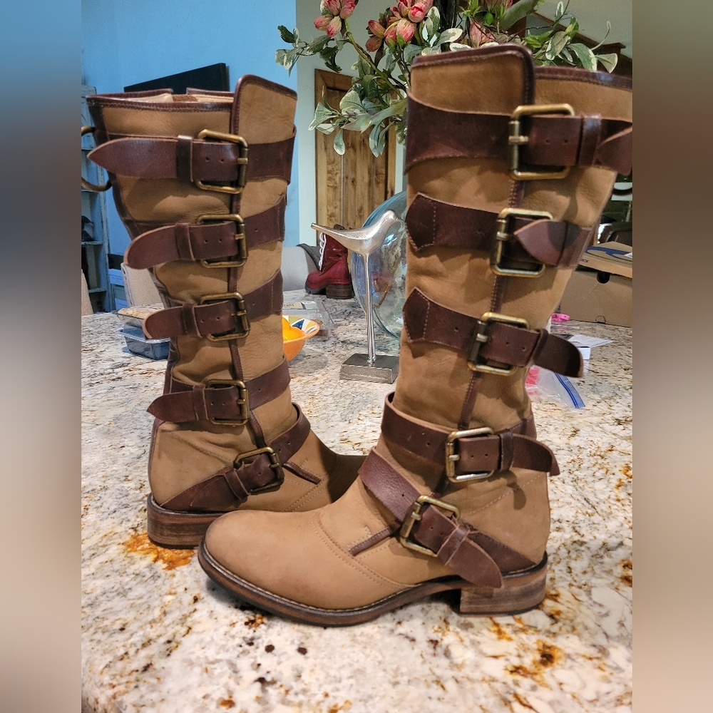 Charlie 1 One Horse Multi Strap Buckle Brown Leather Boots 8.5